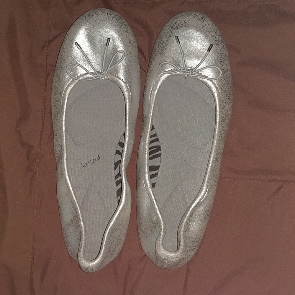 Sanuk silver ballet flat